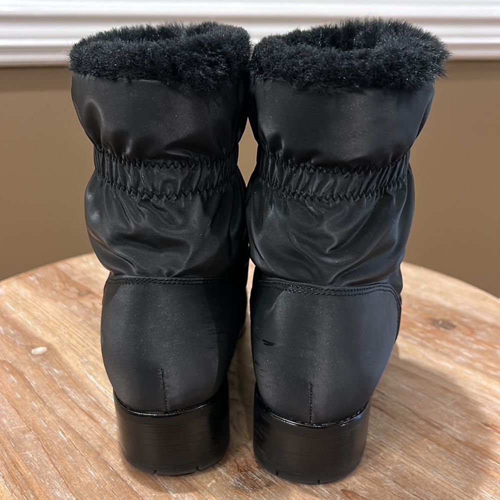 Trotters Black Brady Boots.  Size 9.5 - Picture 5 of 16
